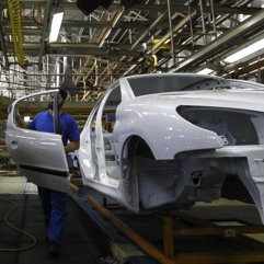 Scade profitul producătorilor auto, unii producători trec în pierdere