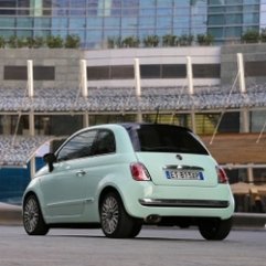 Maşină mică stilată: Fiat 500 din 2014