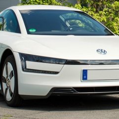 Volkswagen a livrat primul XL1 către un client din Berlin