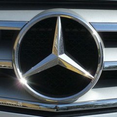 Mercedes-Benz și Infiniti vor produce viitoarea generație de mașini compacte în Mexic