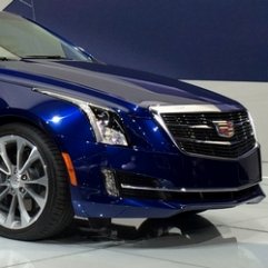 Cadillac aduce ATS Coupe în Europa în octombrie, Escalade înainte de finalul anului