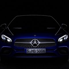 Primul teaser cu viitorul Mercedes-Benz SL facelift