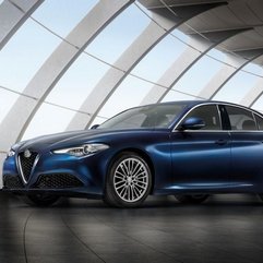 Primul exemplar Alfa Romeo Giulia a ieșit pe poarta fabricii