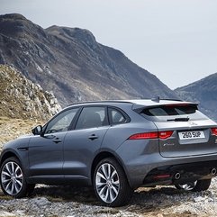Jaguar va lansa primul SUV electric
